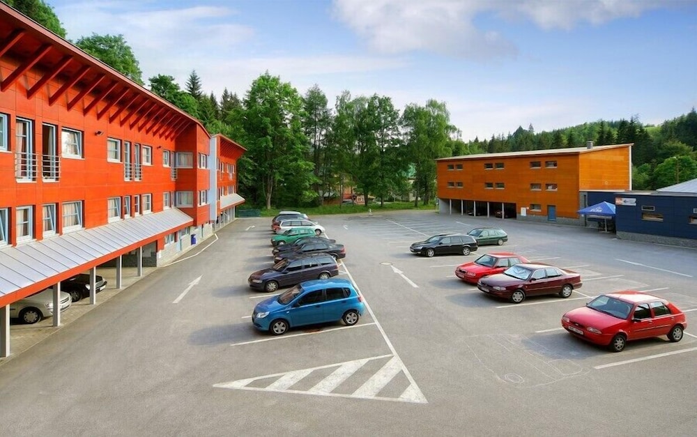 AQUA PARK SPINDLERUV MLYN 50/66