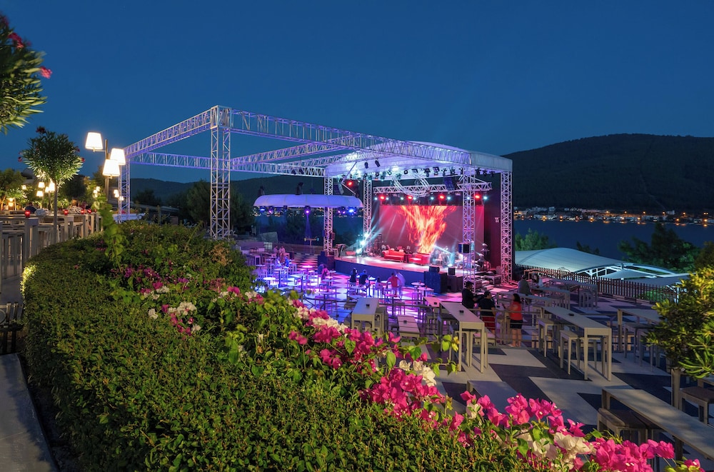 Titanic Luxury Collection Bodrum in MILAS