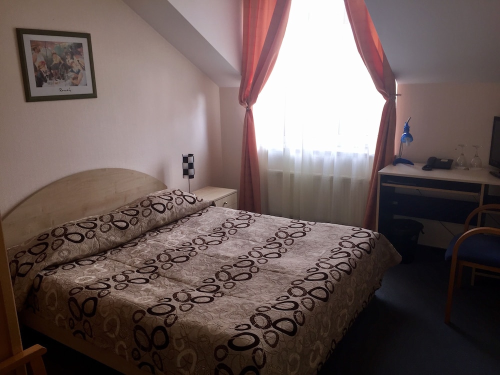 AMICUS HOTEL 13/42