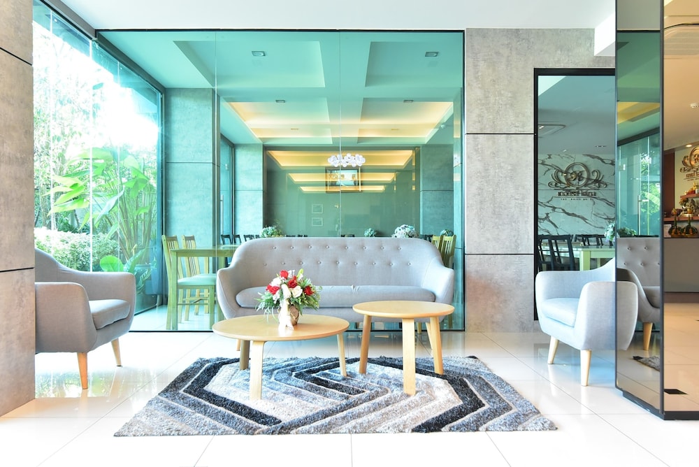 The U-Time Hotel 31/43