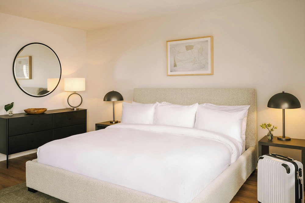 Laguna Brisas A Beach Hotel 14/50