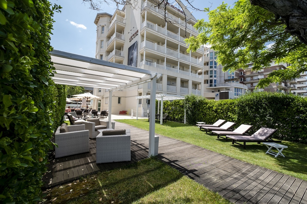 Le Rose Suite Hotel photo1