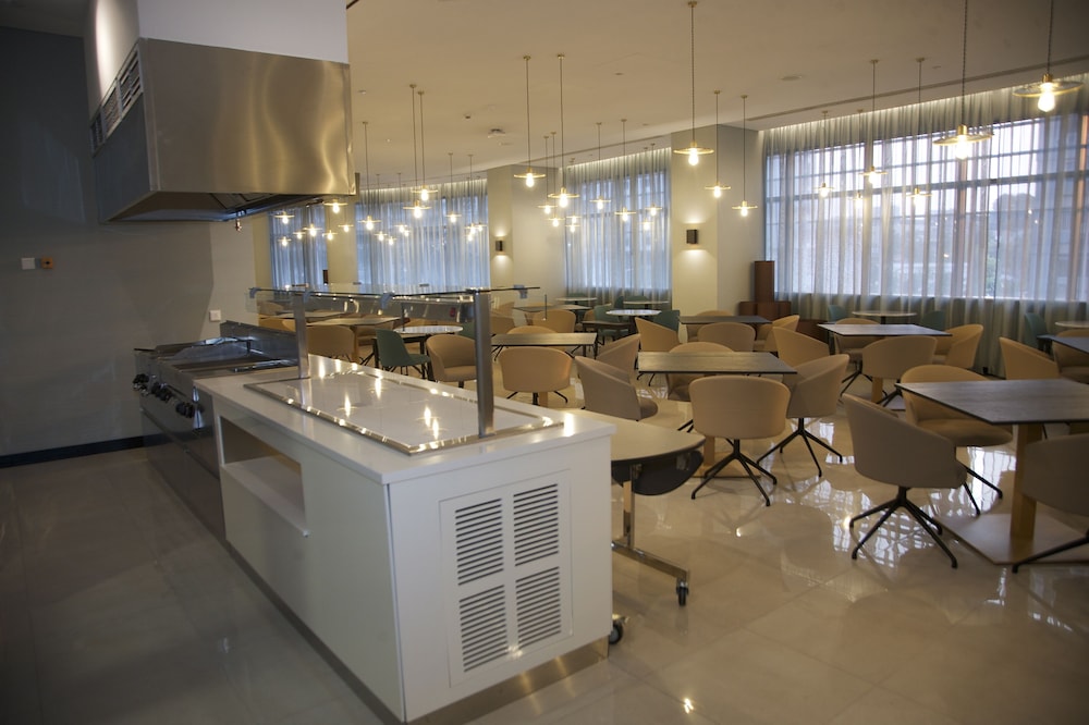 Hotel Continental Horizonte 41/45
