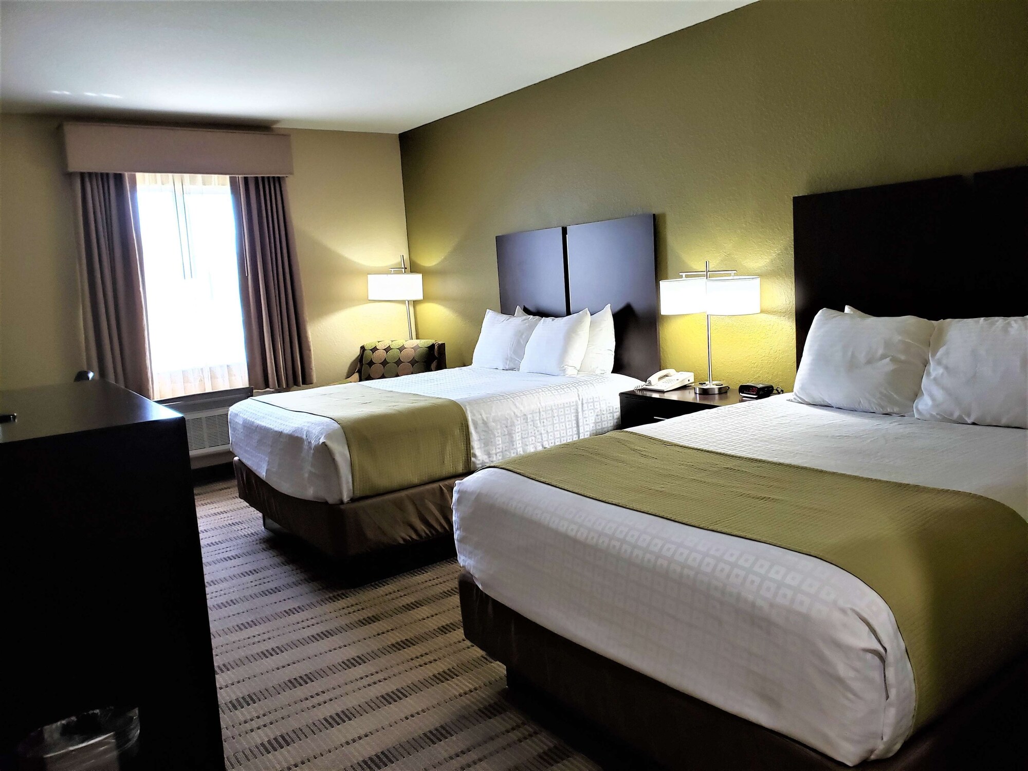 Standard, 2 Queen Beds