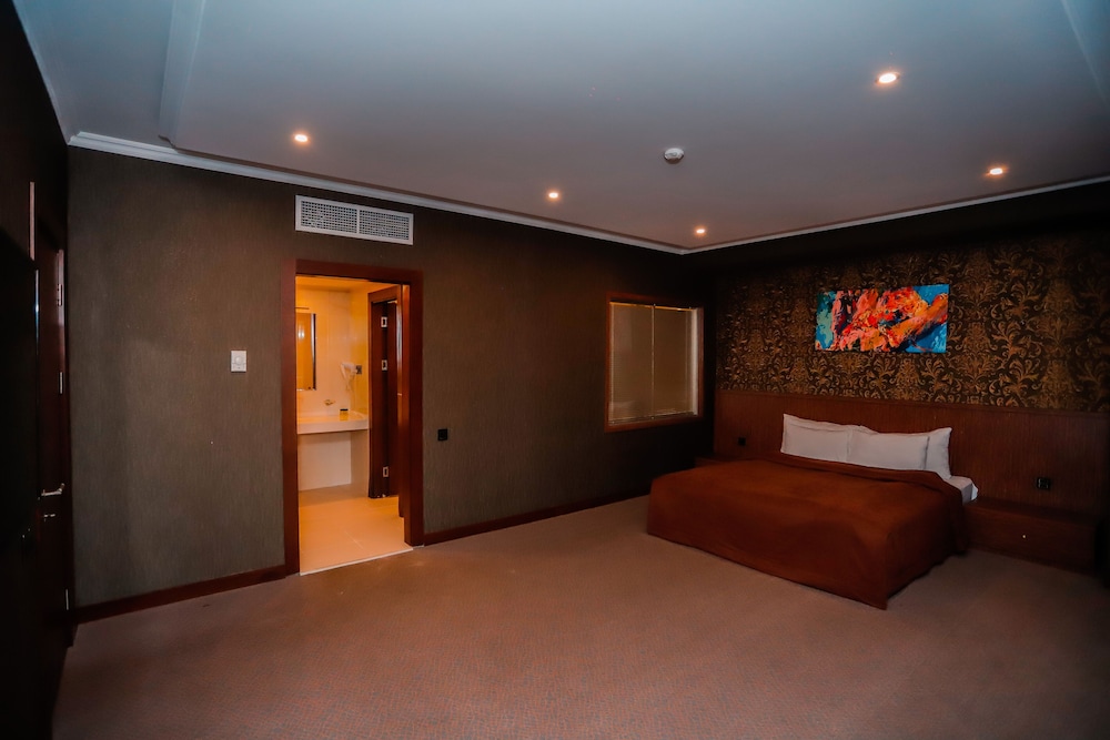 Innab Inn 35/53