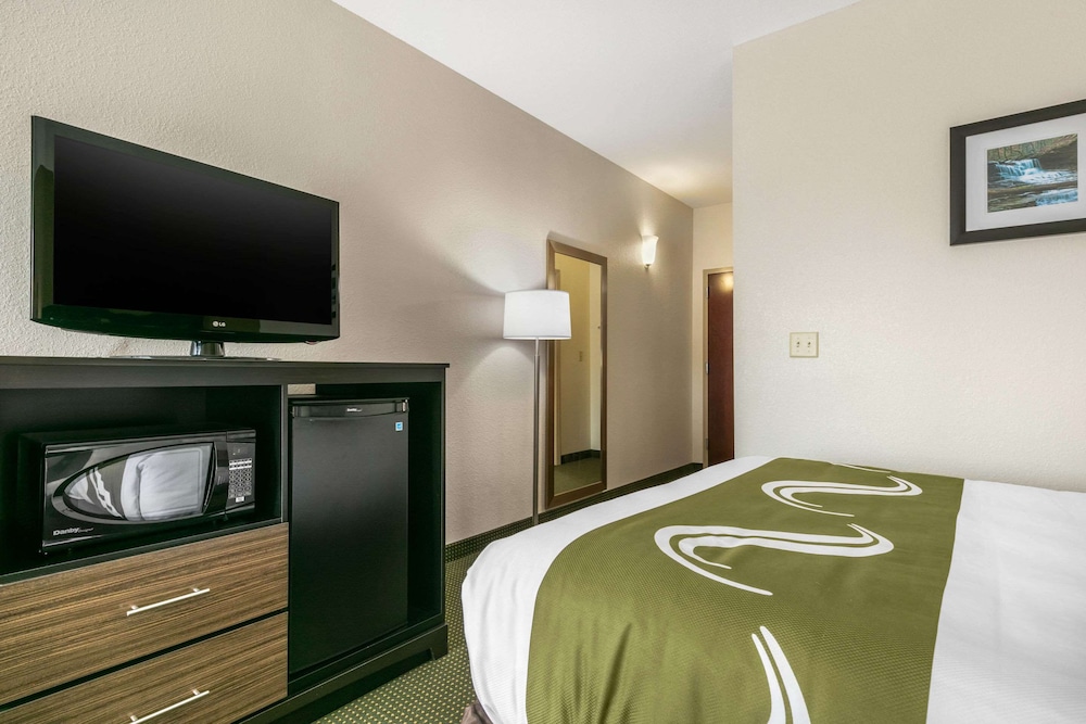 Quality Inn Monteagle, TN 12/40