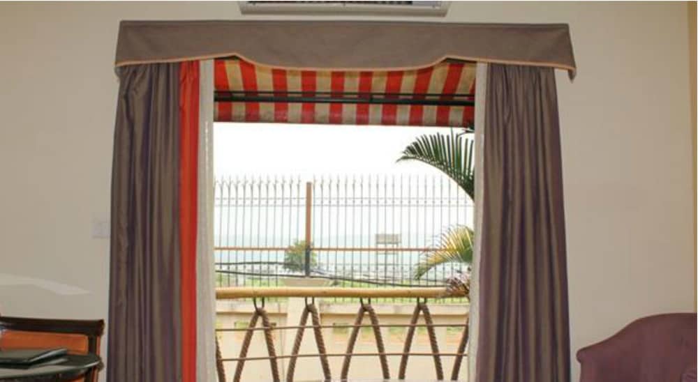 The Corinthians Resort 35/76
