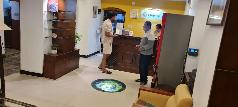 Hotel Heranya 10/49