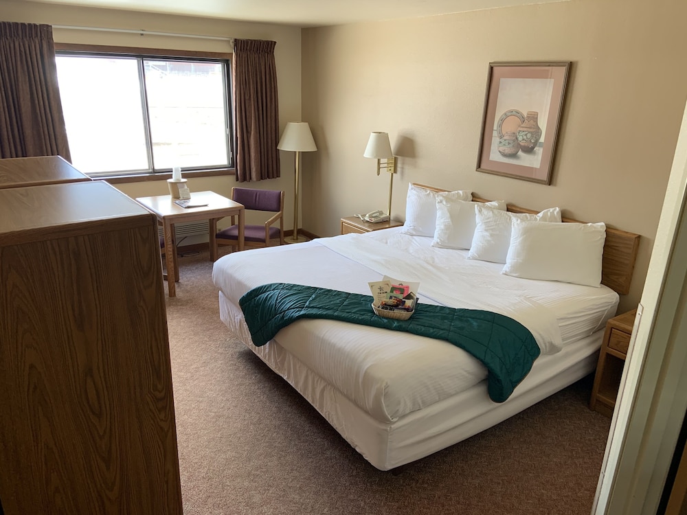 Ridgway-Ouray Lodge and Suites 20/51