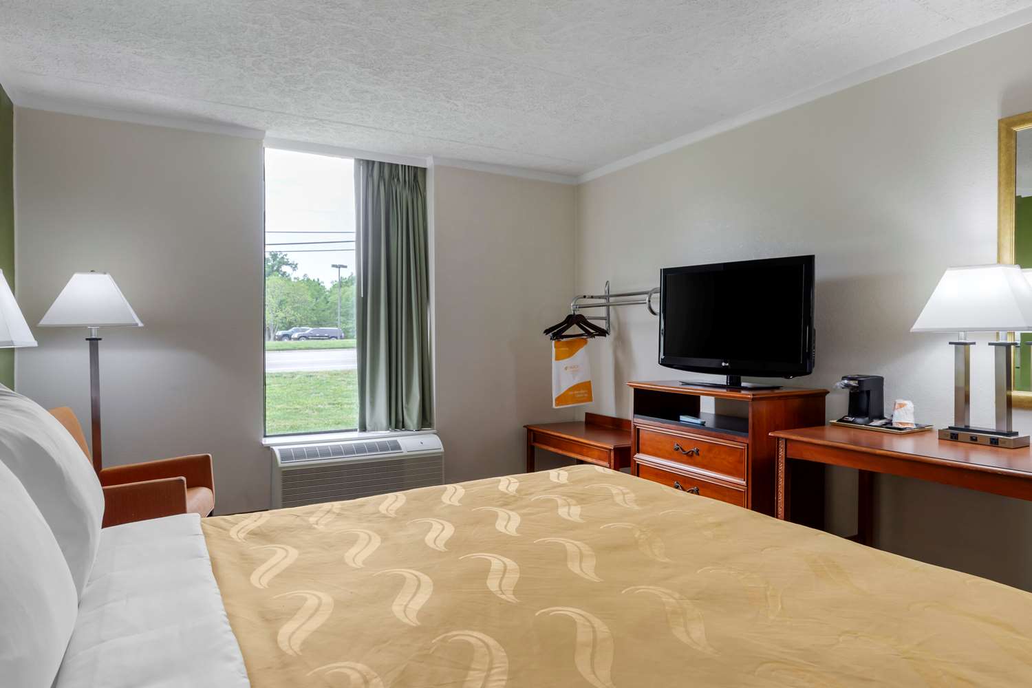 Quality Inn Roxboro South 5/9