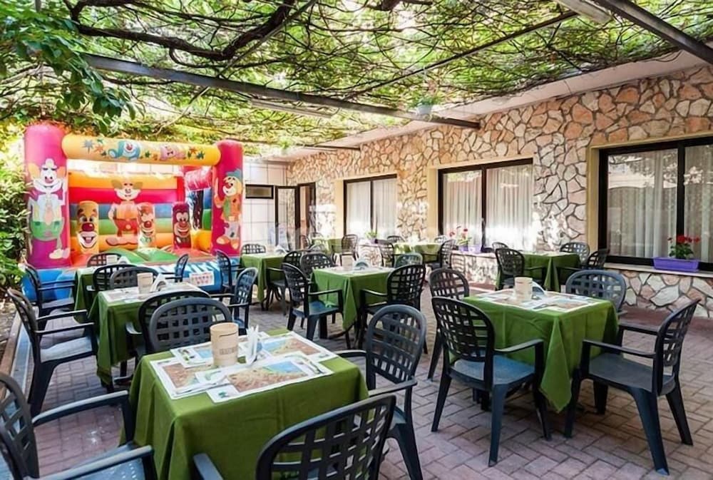 Hotel La Pergola 44/63