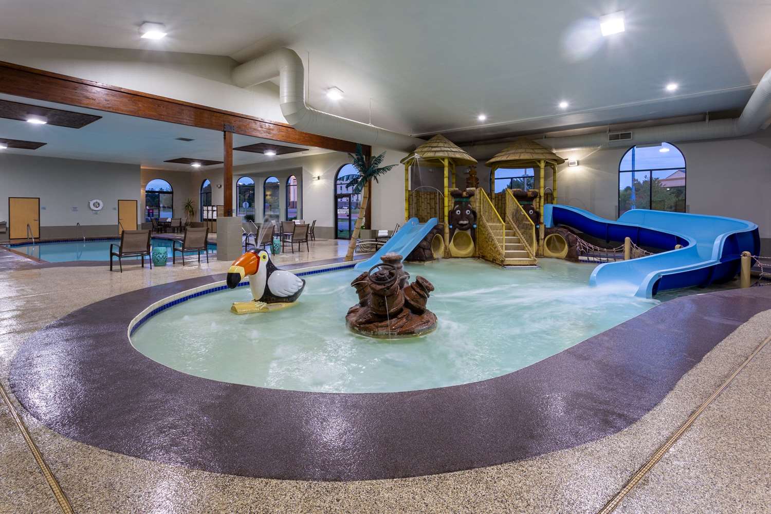 Wingate by Wyndham Wisconsin Dells Waterpark 44/56