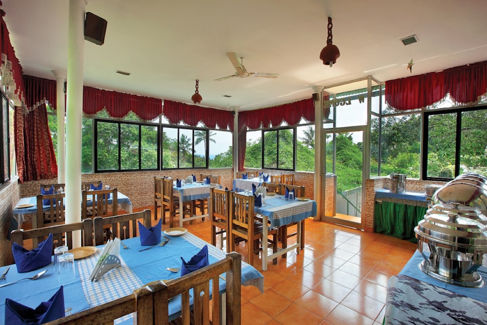 BELLA VISTA RESORT 32/48