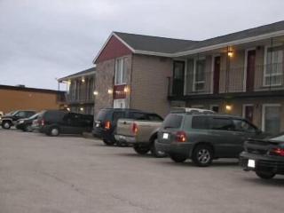 Knights Inn Kincardine 24/35