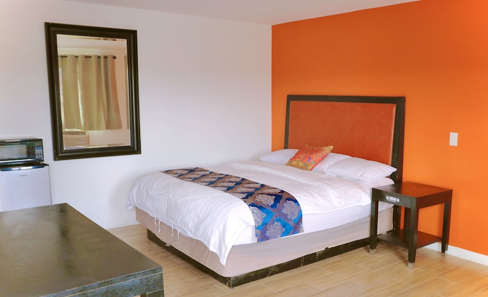 Norwalk inn & suites 8/39