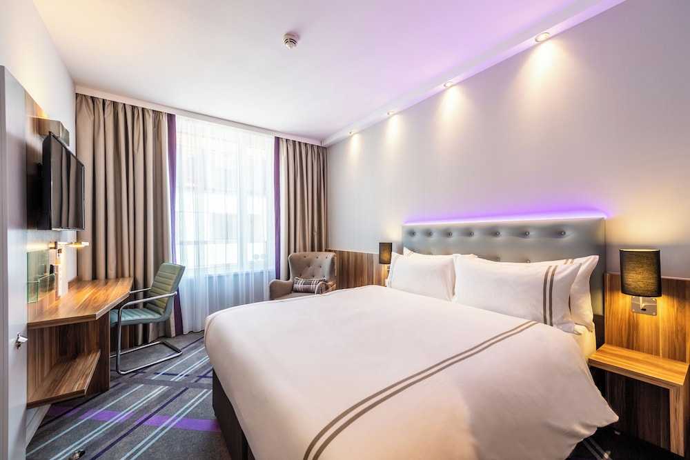 Premier Inn Dresden City Zentrum 16/32