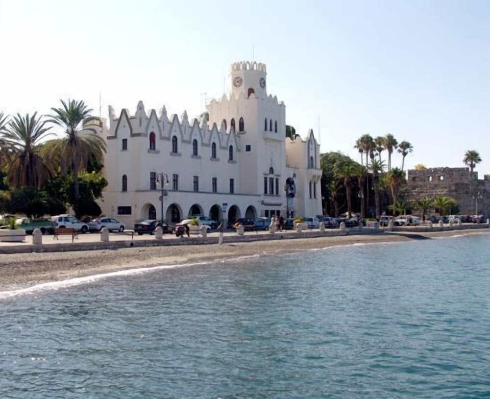 Paritsa Hotel 23/30
