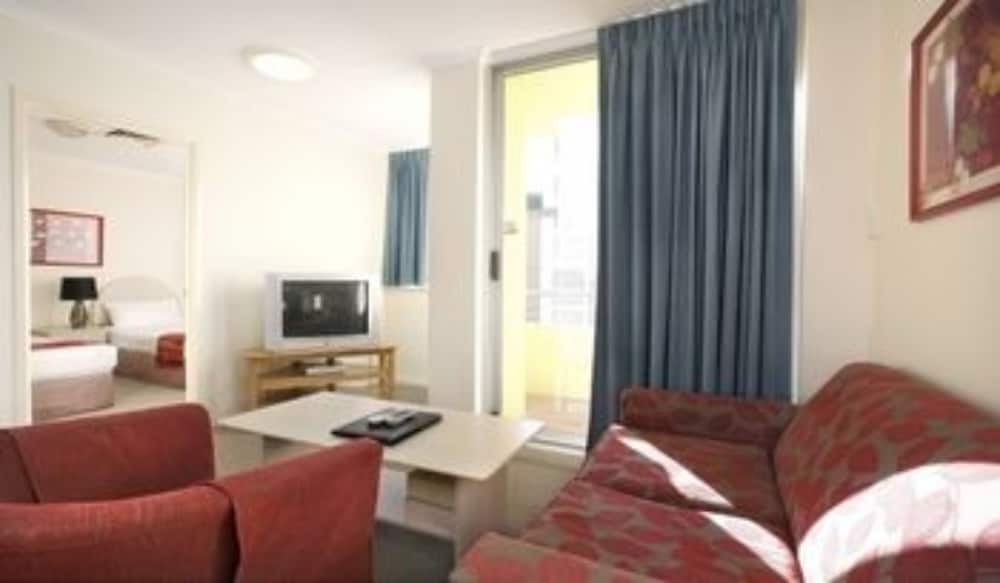 Chasely Apartment Hotel 24/49