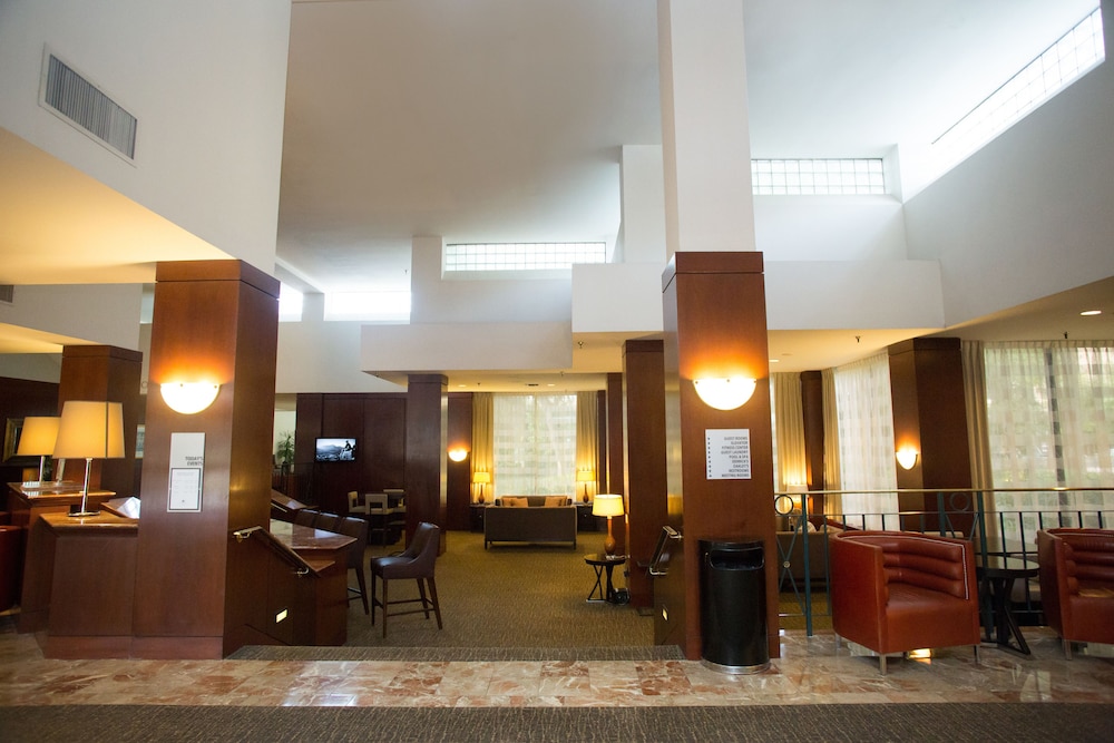 DoubleTree by Hilton Houston Intercontinental Airport 37/54