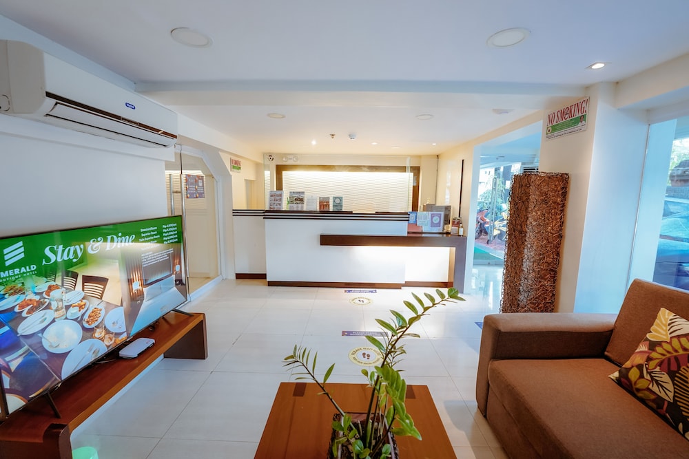 Emerald Boutique Hotel 5/55