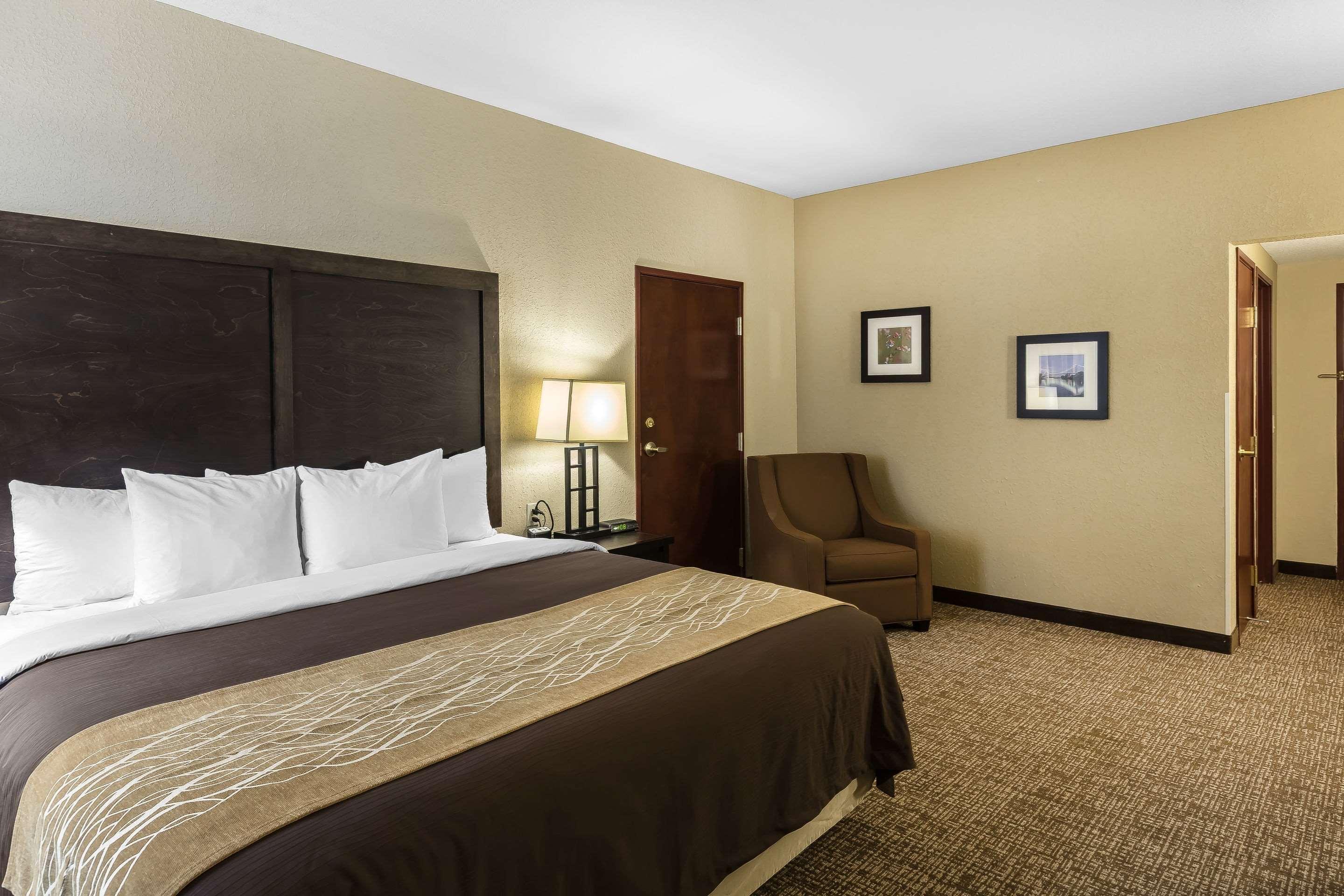Room, Double Bed