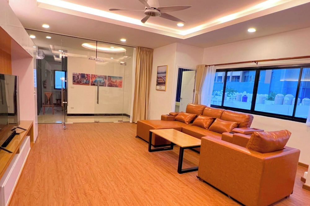 The Lodge Pattaya by ZUZU 25/34