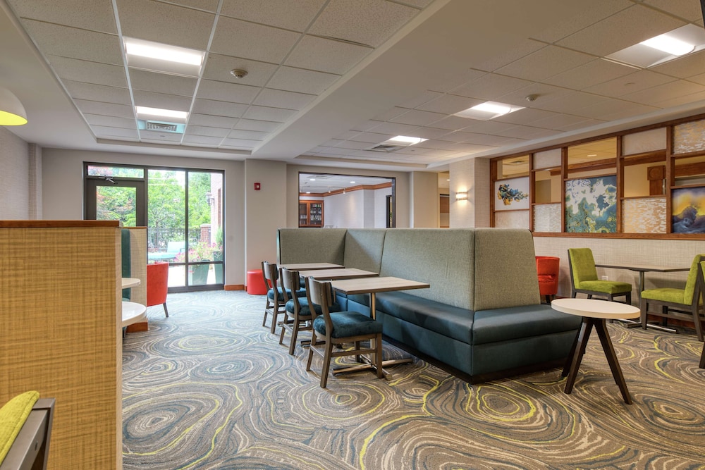 Hampton Inn Wilmington - University Area/Smith Creek Station 29/72