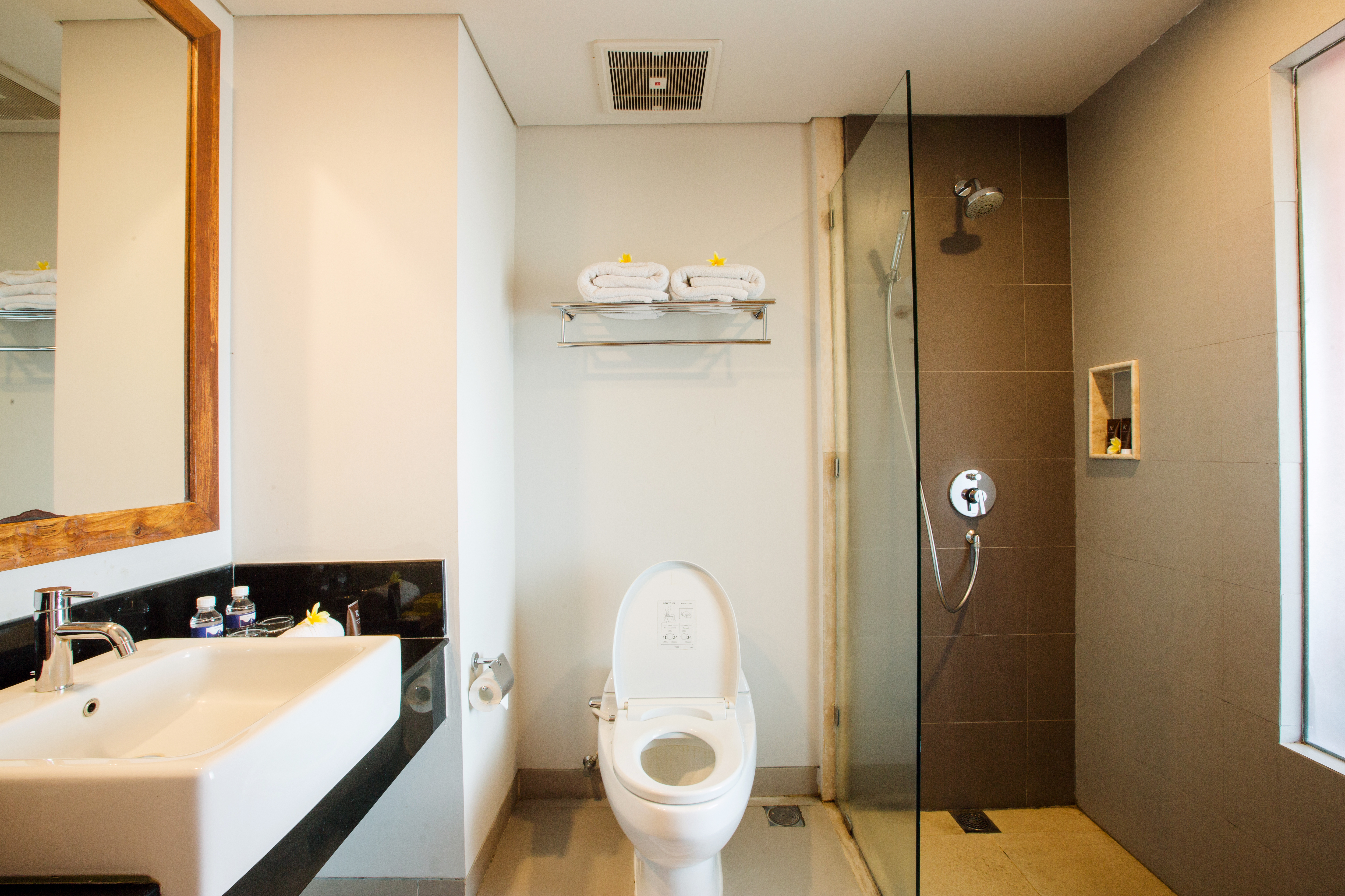 غرفة قياسية بسرير مزدوج أو سريرين منفصلين، The Kirana Canggu Hotel 2/3