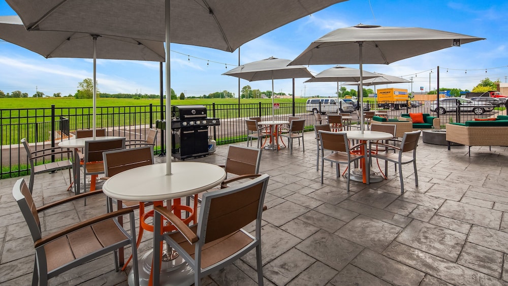 Holiday Inn - Clarksville Northeast, an IHG Hotel 54/69