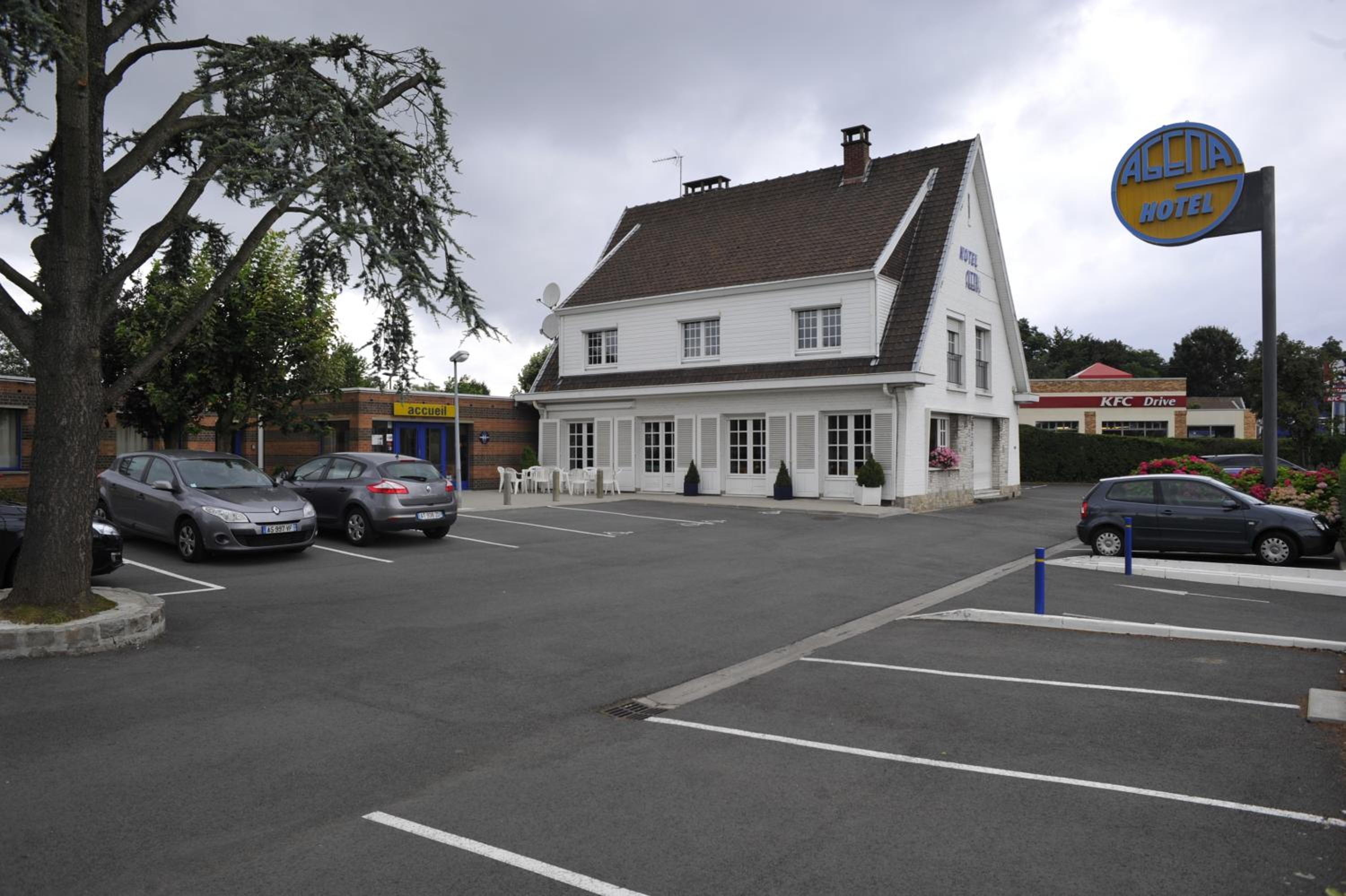 hotel agena