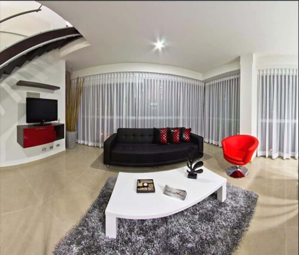 Monterosa Apartamentos Amoblados 52/62