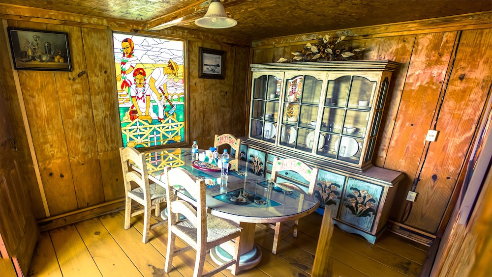 Zirahuen Forest And Resort 32/50