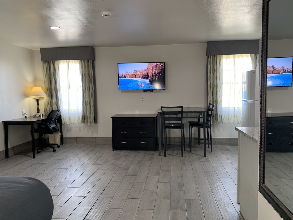 Days Inn by Wyndham Sulphur Springs 31/43