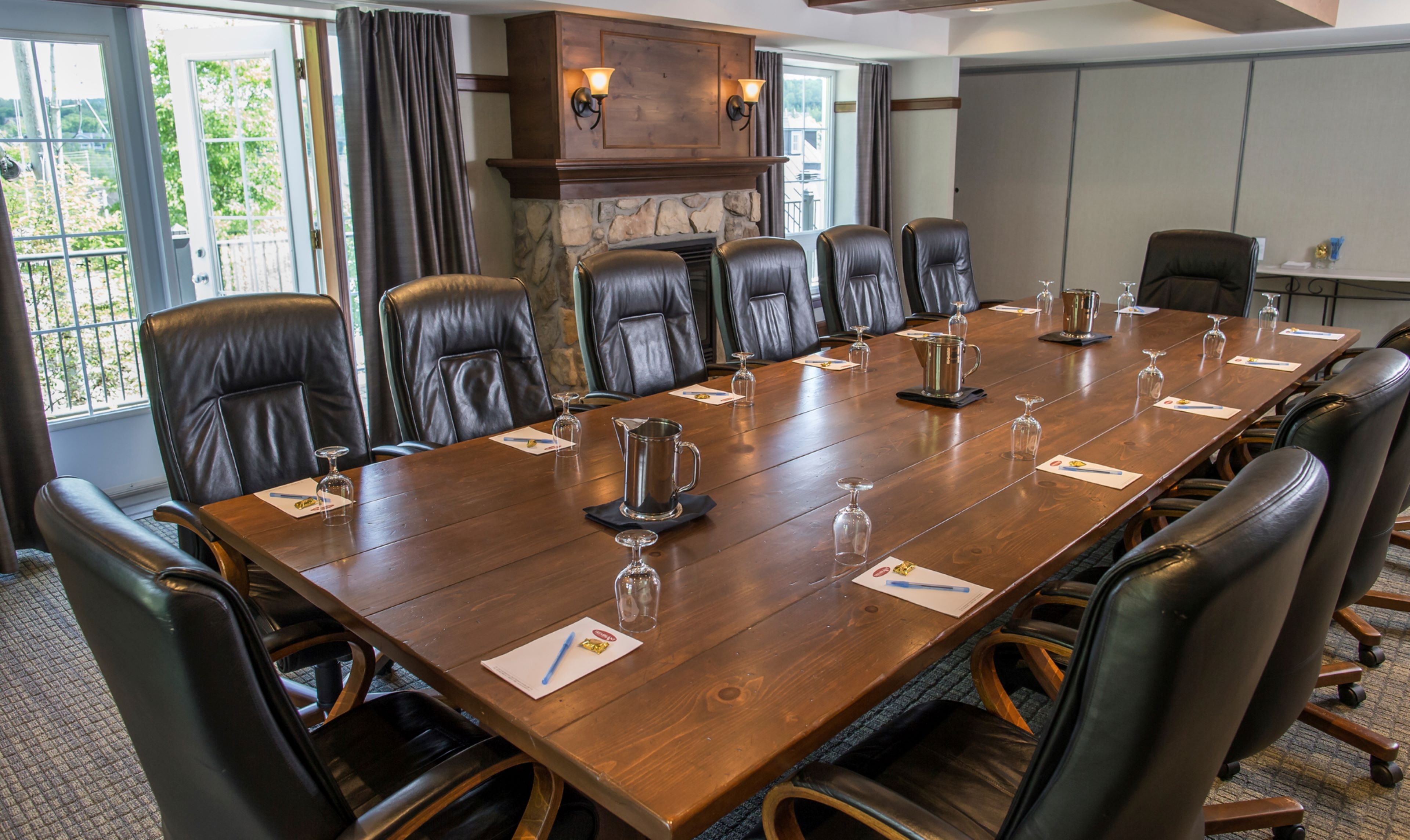 Holiday Inn Express And Suites Tremblant 36/50