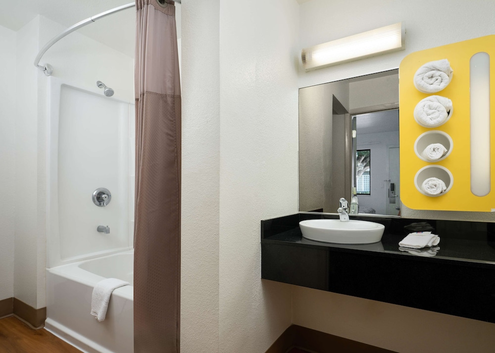 Motel6 Goleta, CA - Santa Barbara 54/57