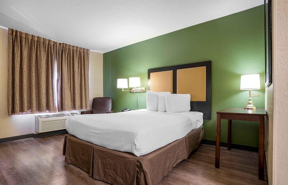 Extended Stay America Pensacola - University Mall 19/45