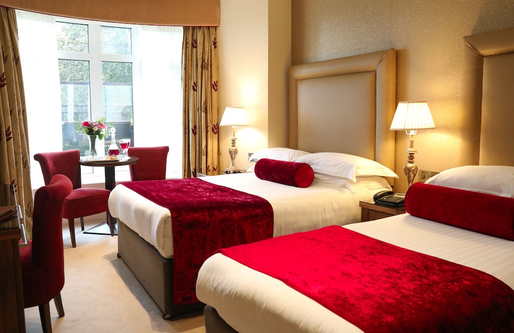 International Hotel Killarney 26/76