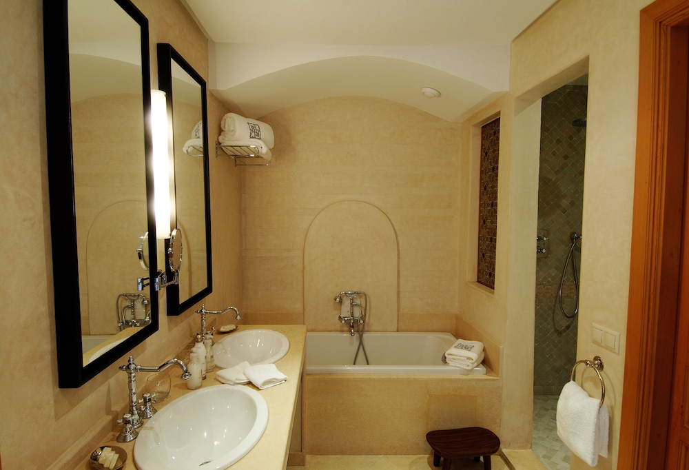 Riad Villa Blanche 8/68