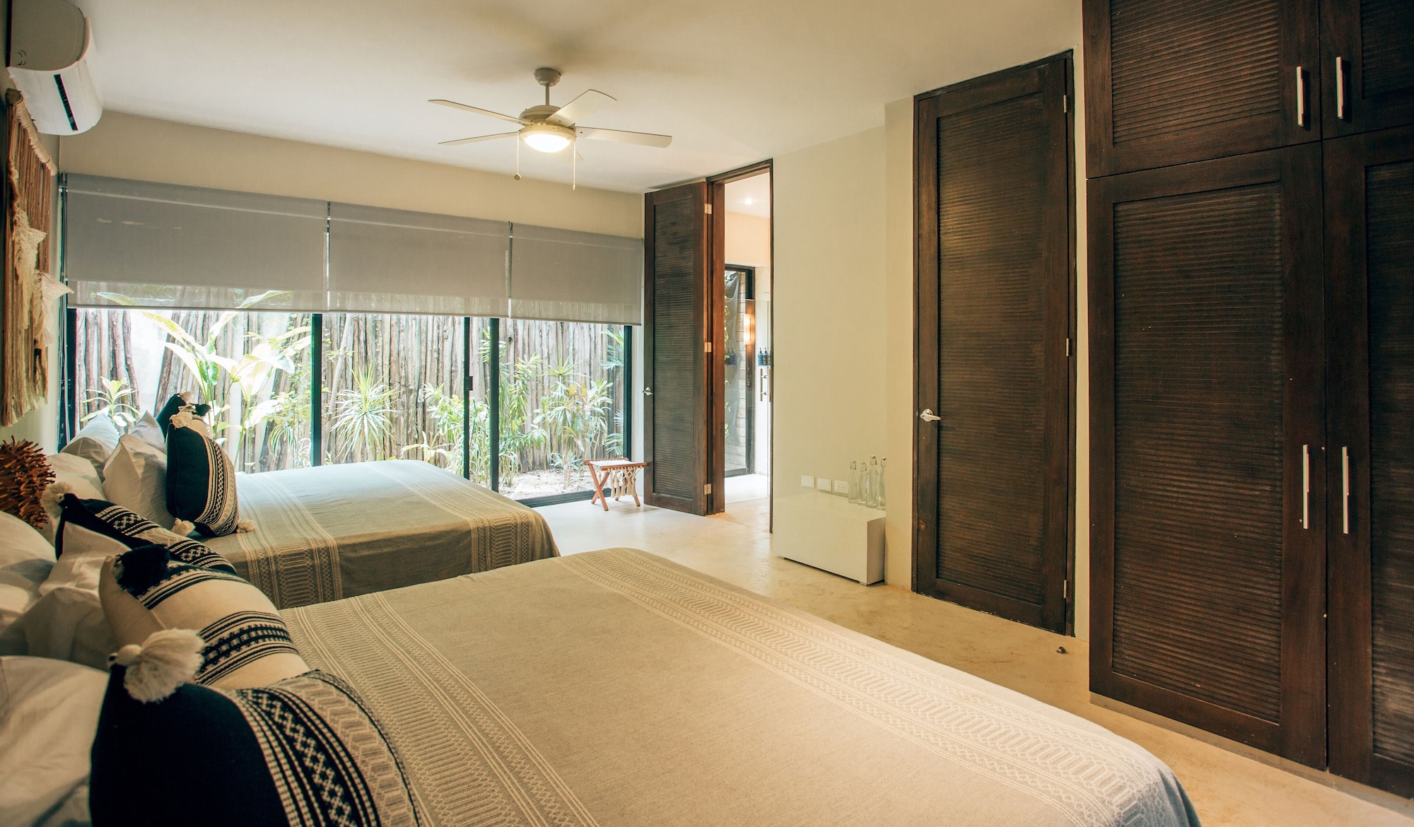 3 BEDROOMS, FAMILY, VILLA, PRIVATE POOL