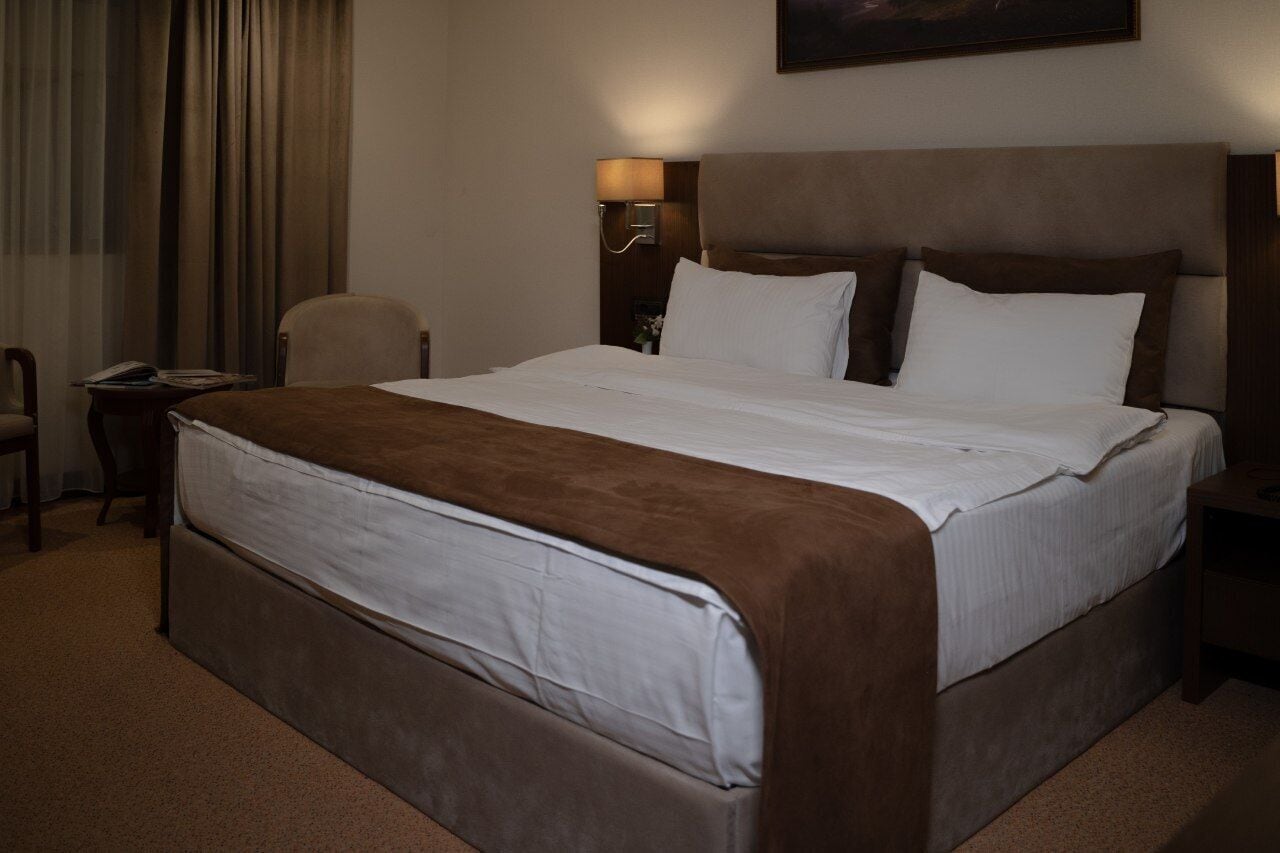 BASIC, KING BED, NO VIEW