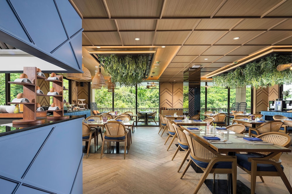 The Proud Karon Beach Phuket Trademark Collection By Wyndham 44/51