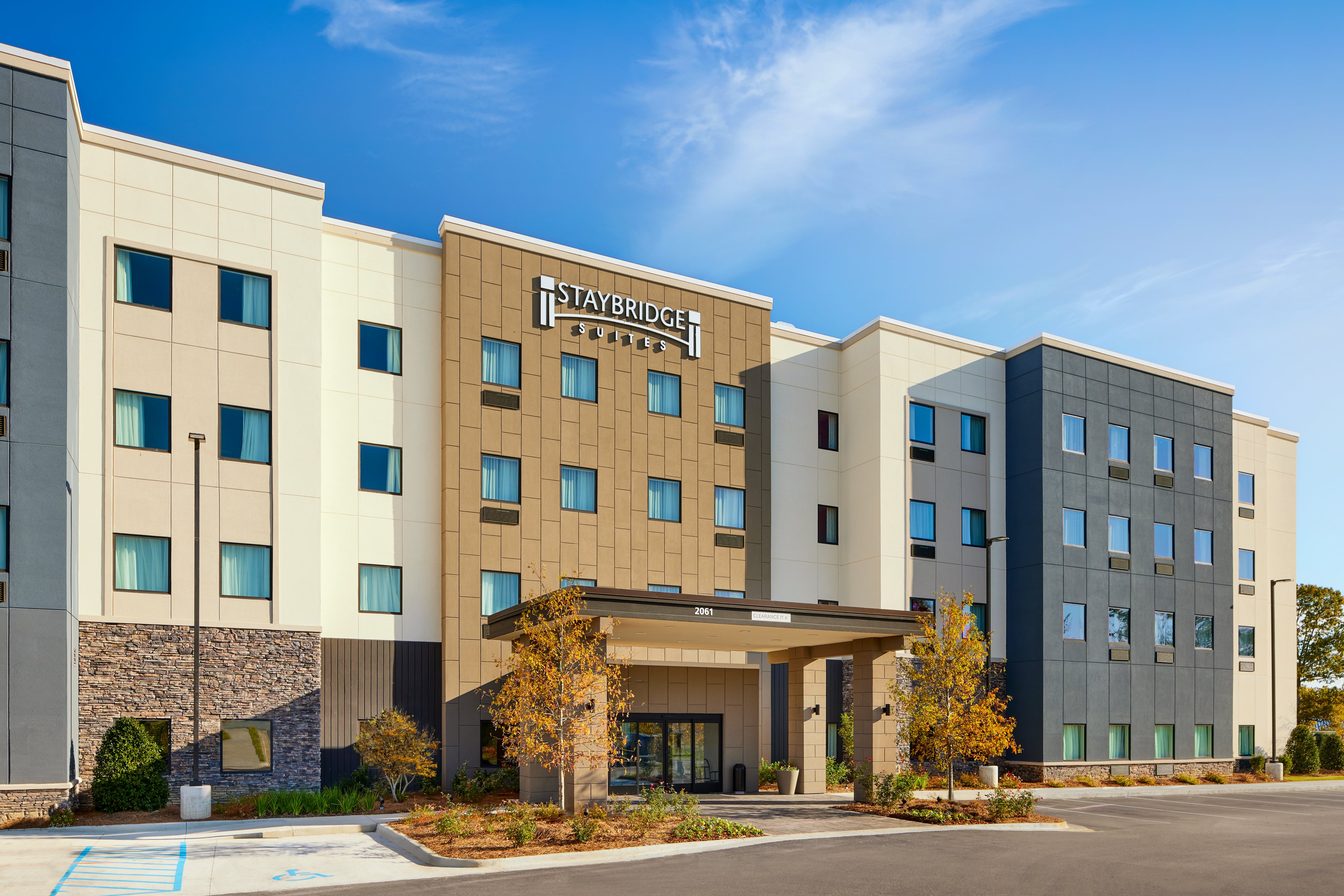 Staybridge Suites Auburn University Area An Ihg Hotel 14/16
