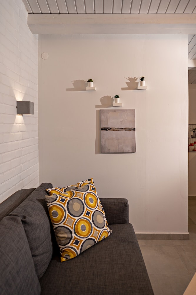 Castello Apartments 29/50