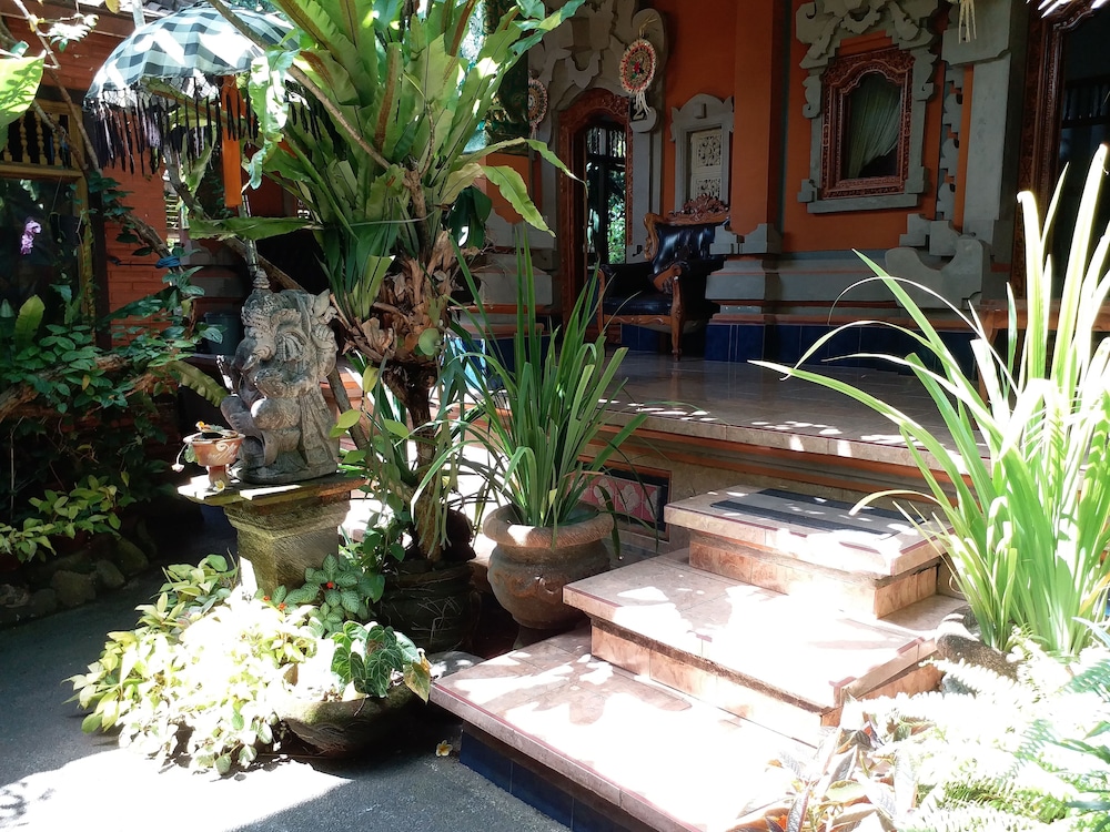 Praety Home Stay 32/40