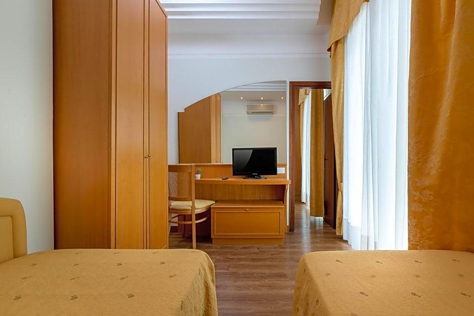 HOTEL ASTOR RIMINI 47/61