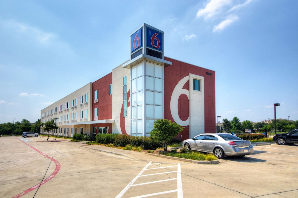 Motel6 Roanoke, TX - Northlake - Speedway 39/48