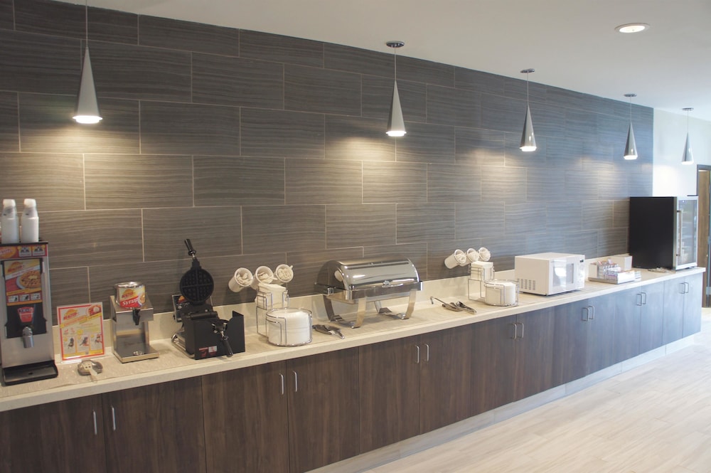 La Quinta Inn And Suites By Wyndham Tuscaloosa University 35/47