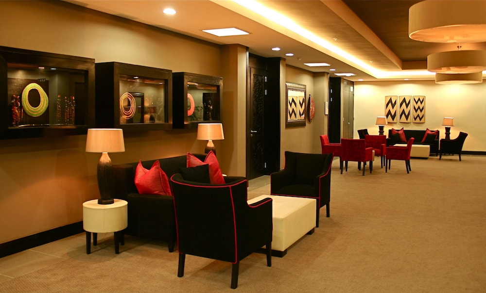 Mount Meru Hotel 56/72