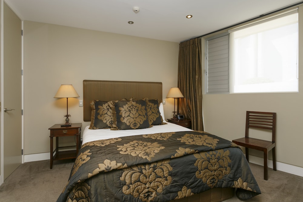 2 Bedrooms, Luxury, Apartment, 2 King Beds, Lake Side, Lake View, Sofa، The Reef Resort 2/9