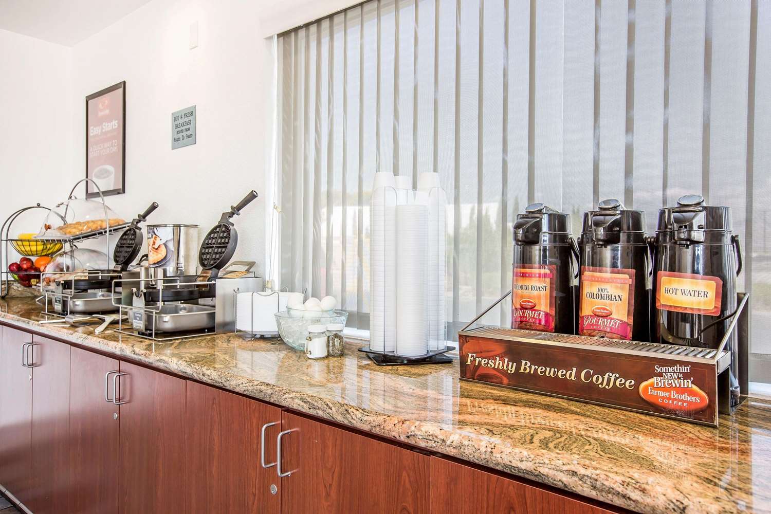 Days Inn by Wyndham Ridgecrest near China Lake Naval Station 5/14